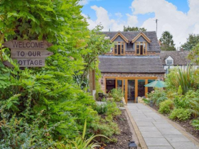 Hotels in Harvington